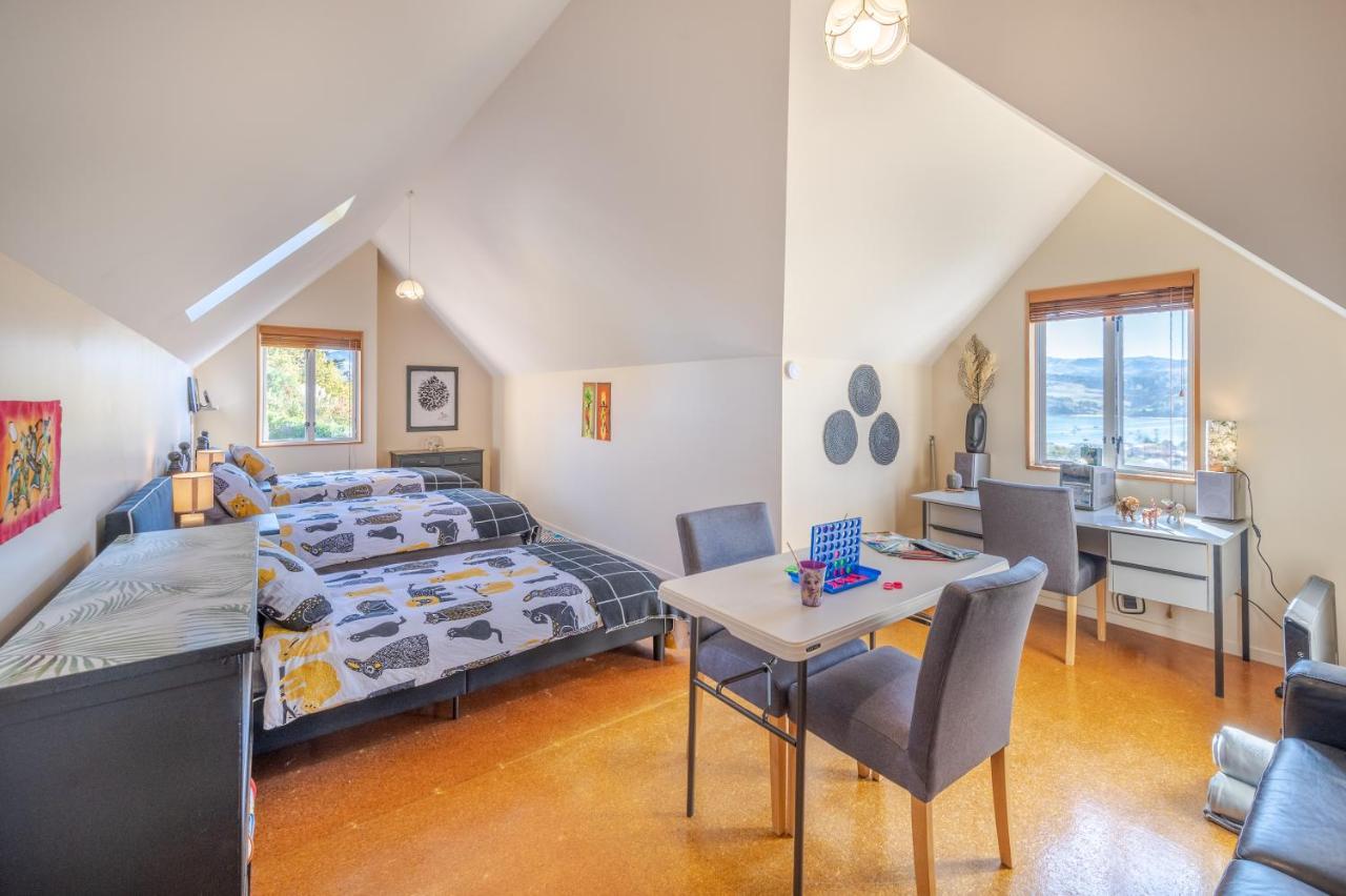 Rose On The Bay - Akaroa Holiday Home 외부 사진
